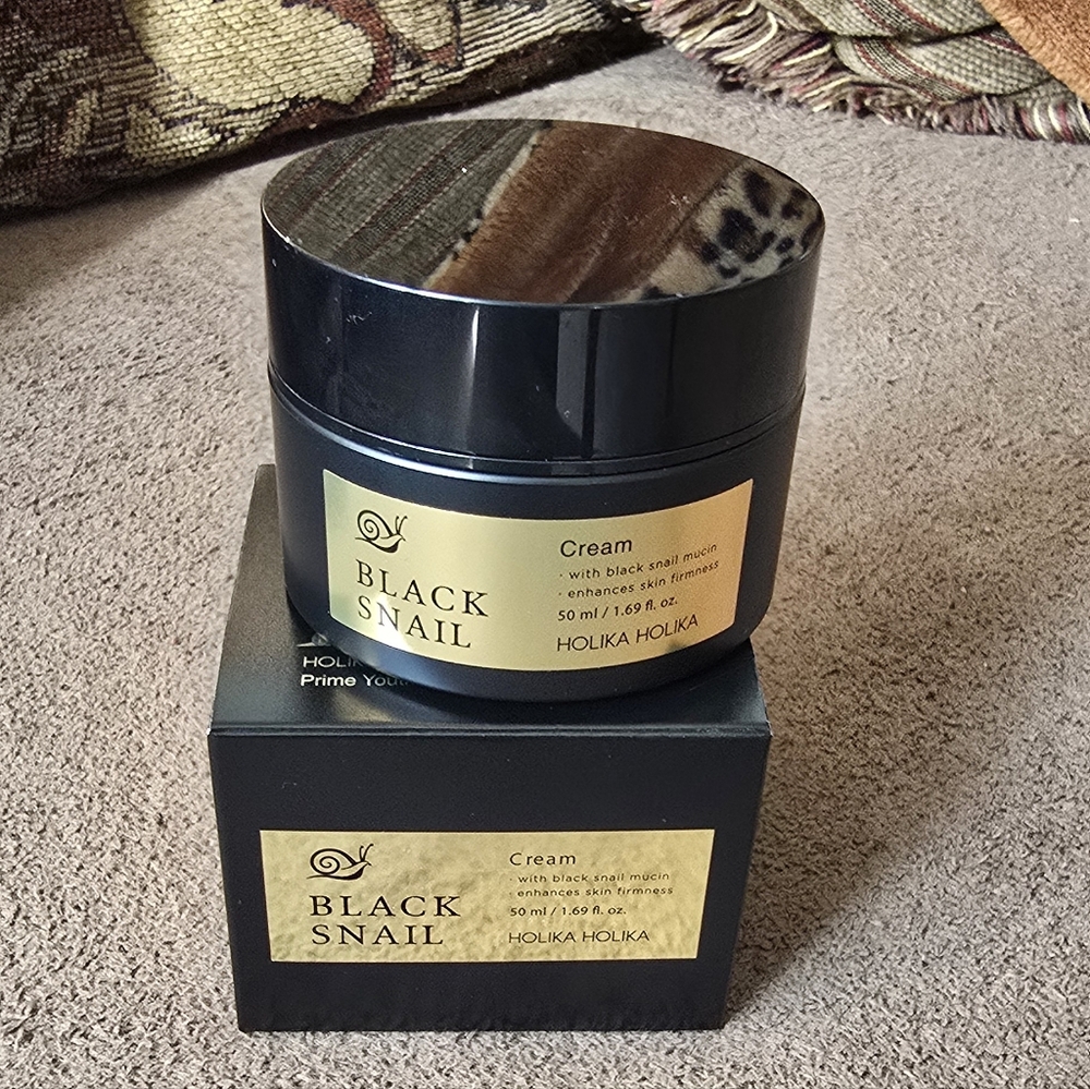 Holika Holika Black Snail Cream with Gold Accents